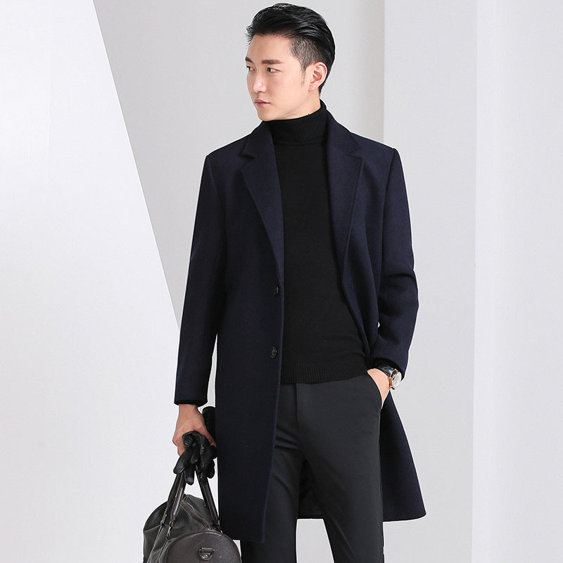 Men's Elegant Wool Coat with Classic Cut and Practical Pockets Mune