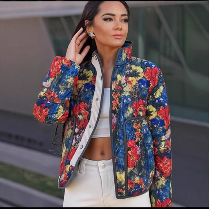 Women Quilted Transitional Jacket with Floral Allover Pattern and Stand Collar Mune Fashion