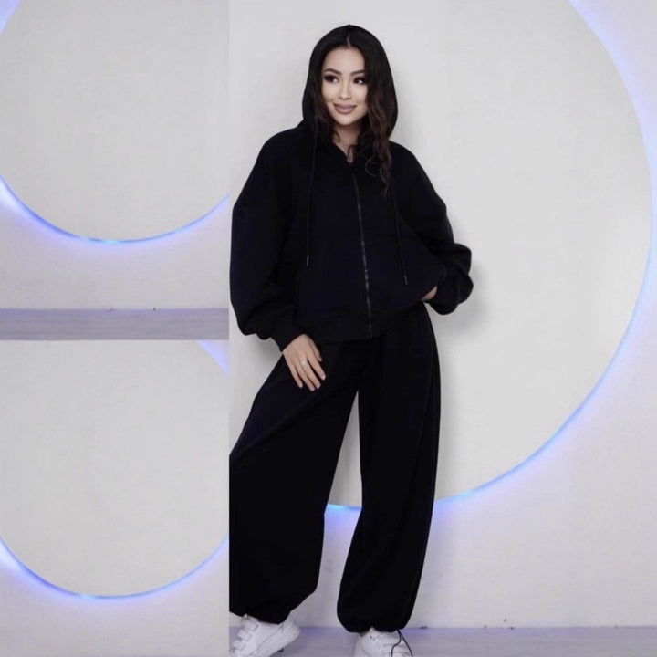 Women's oversized hooded jacket with zipper and wide jogging pants lounge set Mune Fashion