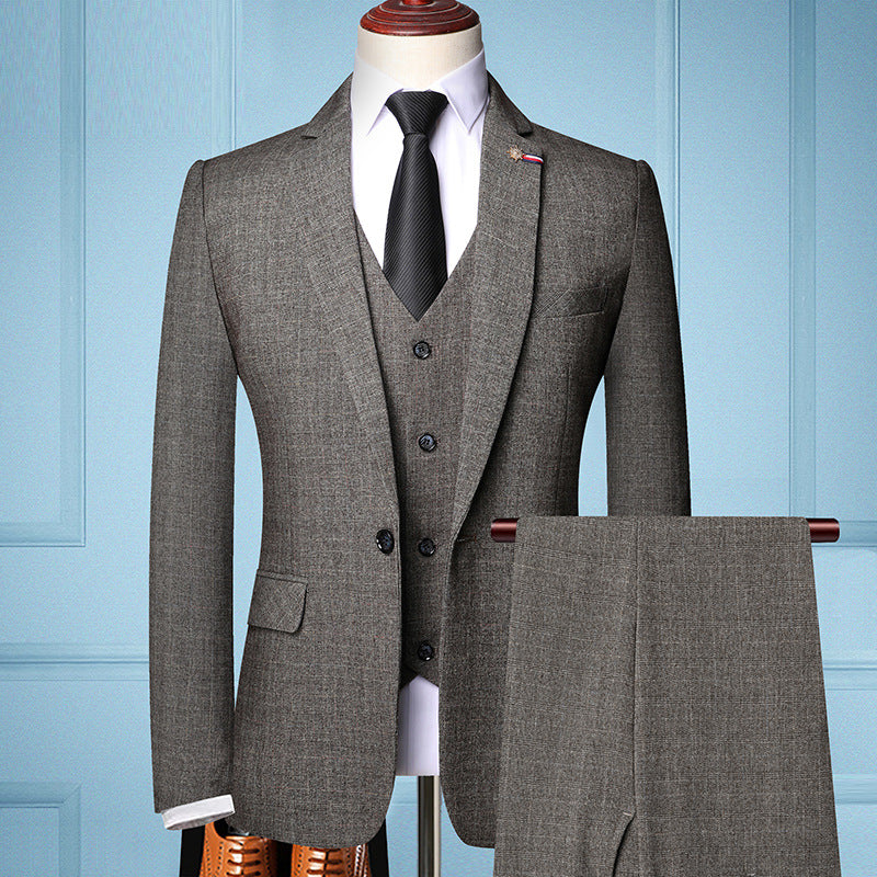 Men's Three-Piece Suit made of fine wool blend Mune Fashion