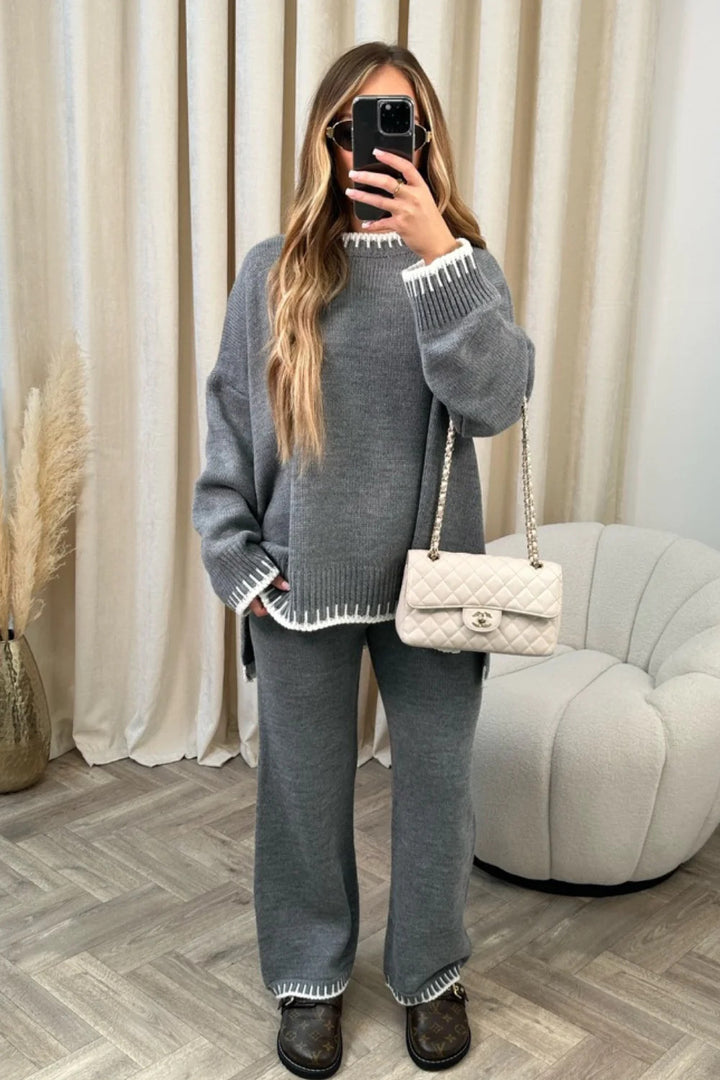 Ladies casual knitted loungewear with oversized sweater and wide knitted pants Mune Fashion