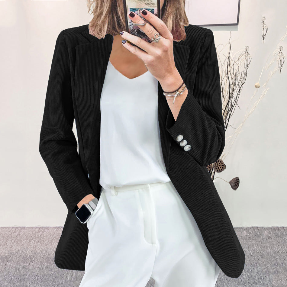 Women's corduroy blazer in oversized cut with lapels and decorative buttons Mune Fashion