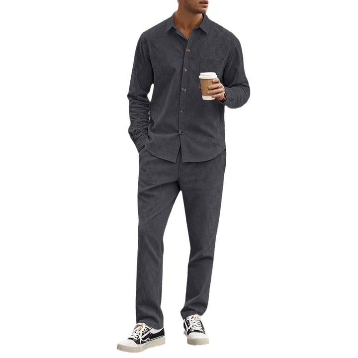 Men's Elegant Leisure Suit with Stylish Shirt and Comfortable Pants Mune