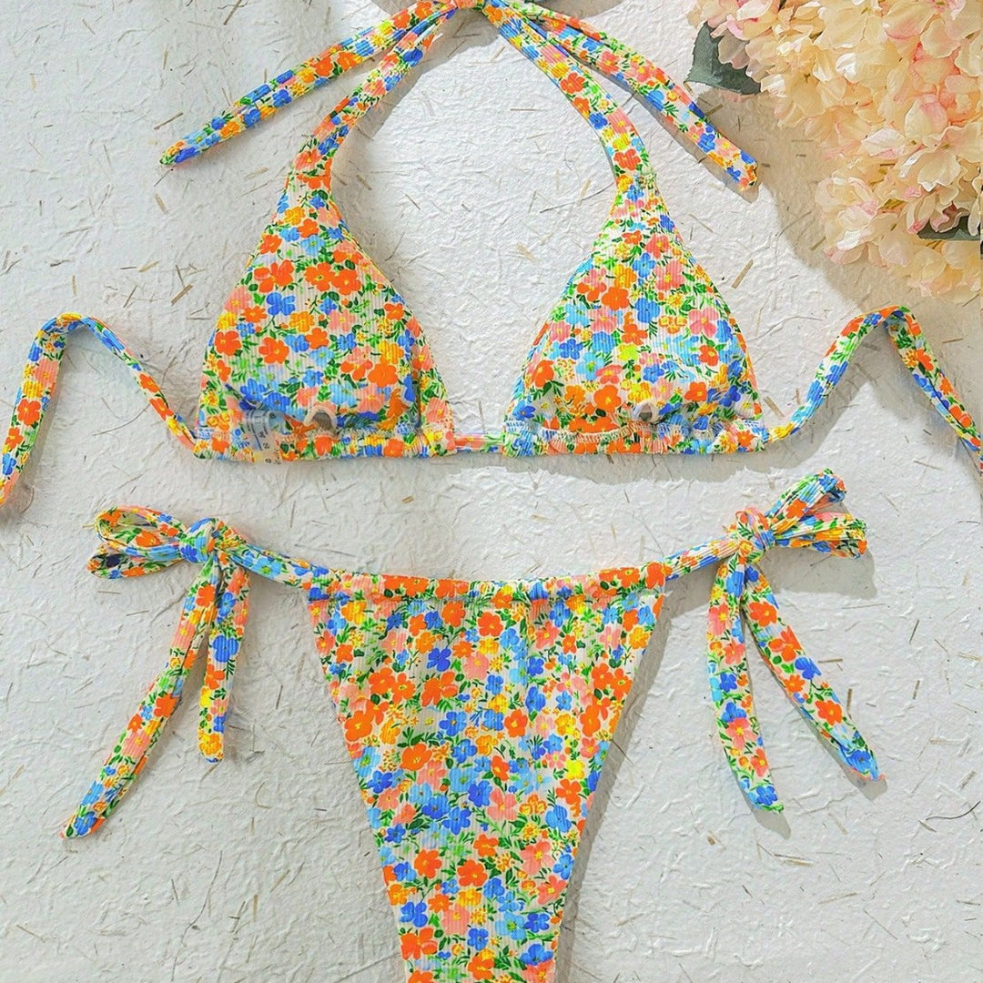Women's Triangle Bikini with Playful Floral Design Mune Fashion