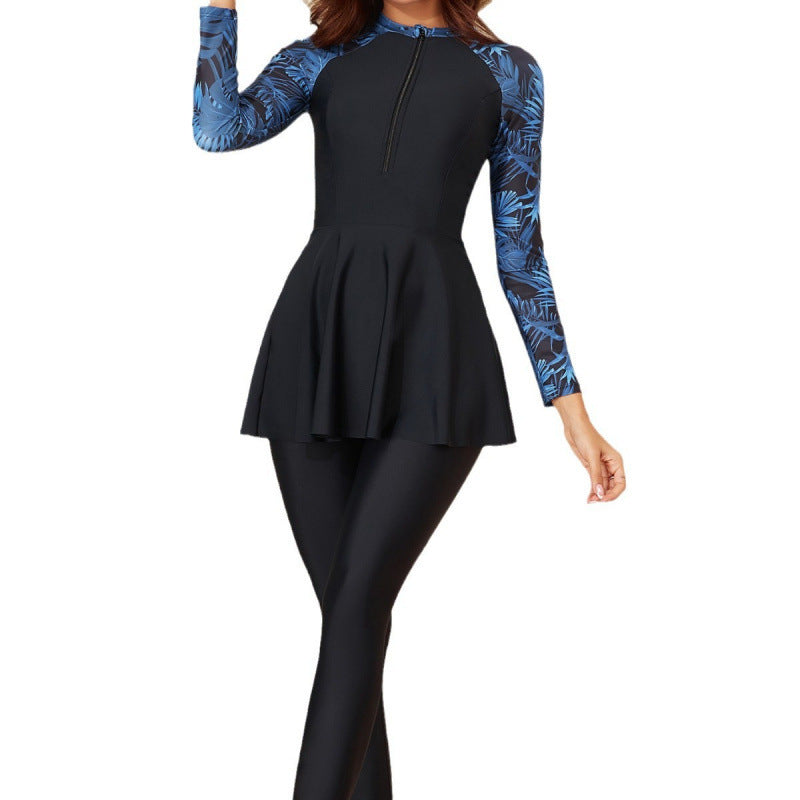 Women's swimsuit with stylish skirt and long sleeves Mune Fashion