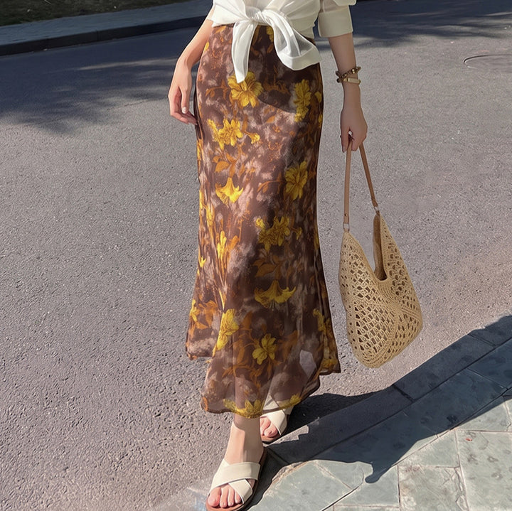Women's flowing maxi skirt with A-line silhouette and fine vintage print, Mune Fashion