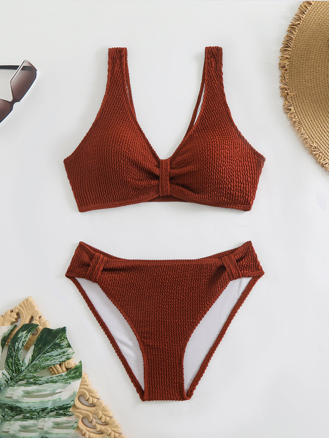 Women's structured bikini with offset band Mune Fashion