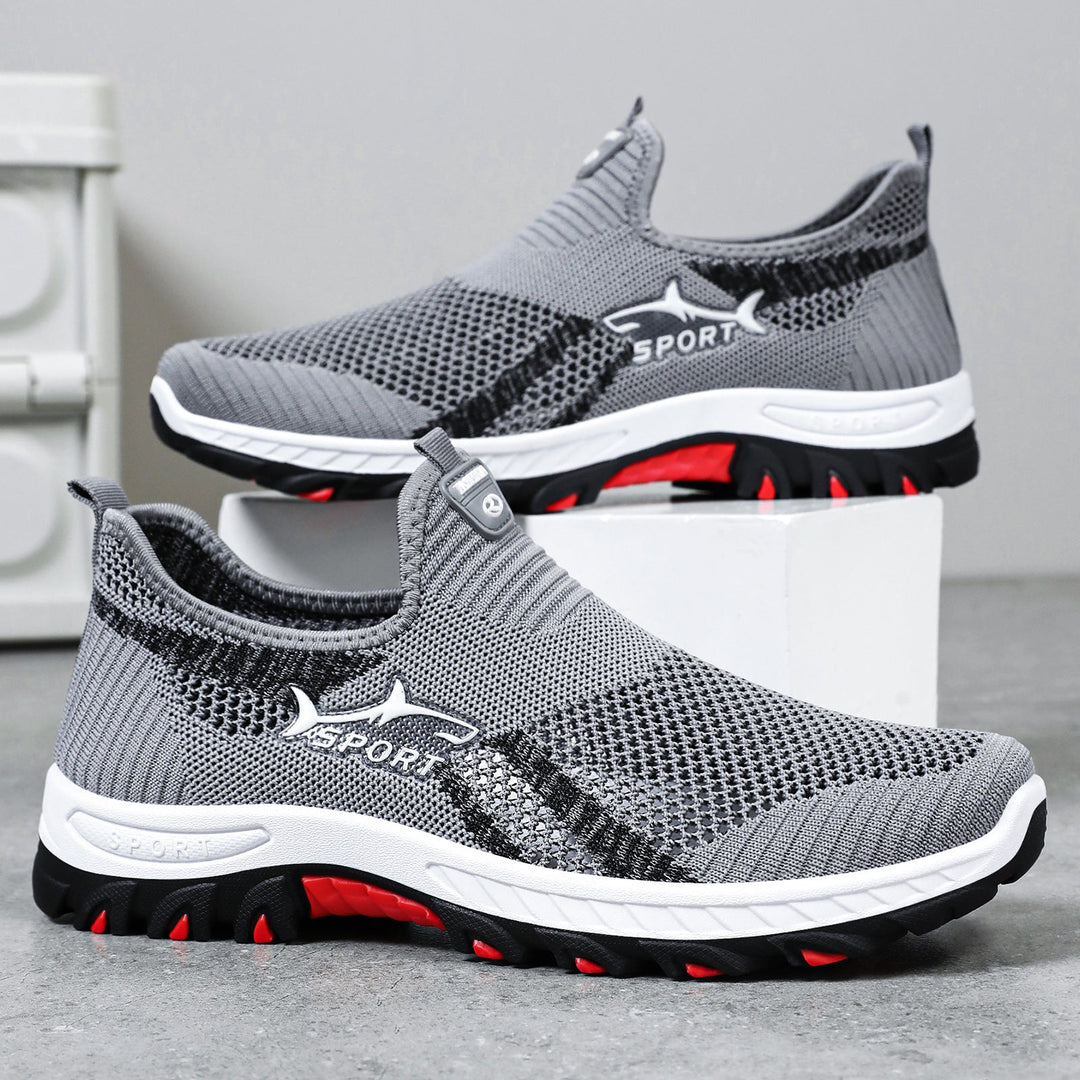 Women’s lightweight and flexible sports sneakers with innovative cushioning system Mune Fashion