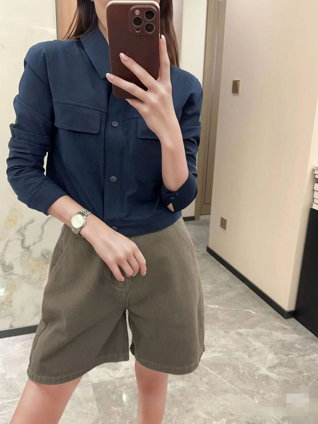 Women's Short Overshirt Jacket made of textured canvas with chest pockets Mune Fashion