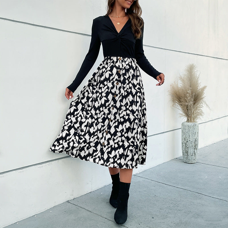 Women Elegant Wrap Dress with Long Sleeve and Floral Skirt Mune Fashion