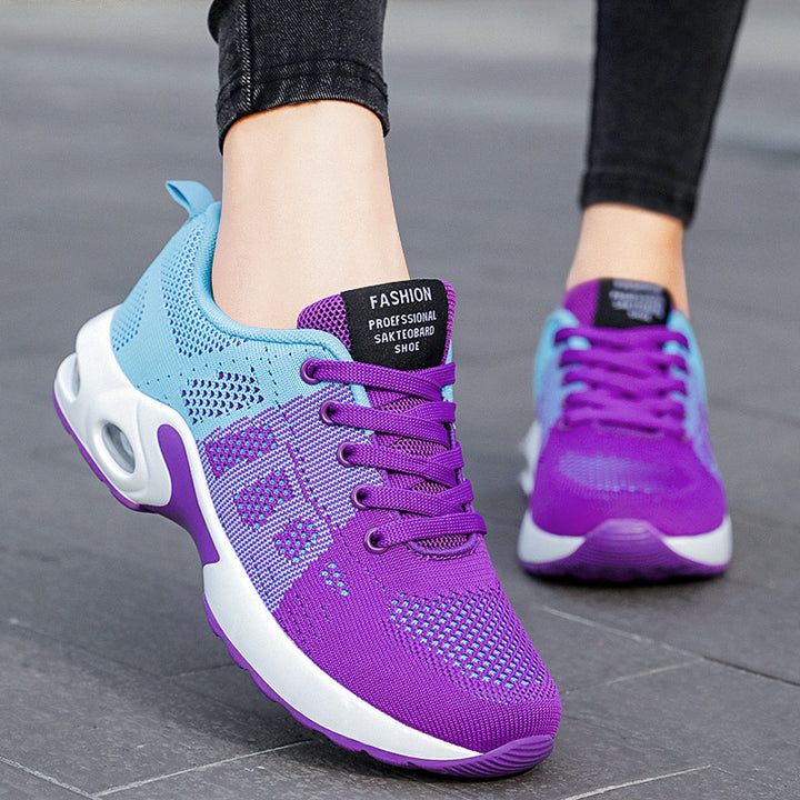 Men's lightweight knit running shoe with visible air cushioning and stable heel support Mune Fashion