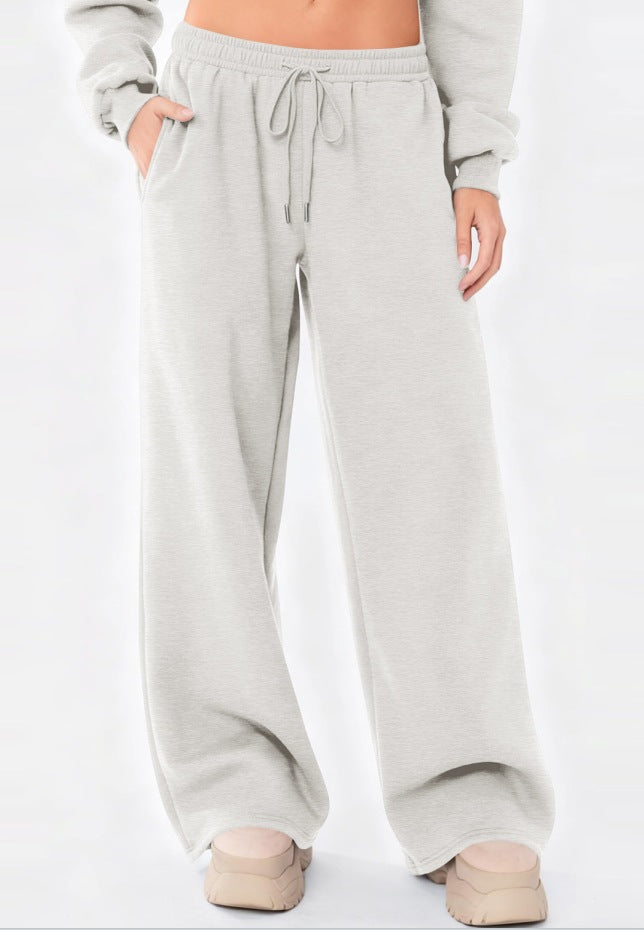 Women's wide lounge pants with high comfort waistband, elastic drawstring and side slant pockets Mune Fashion