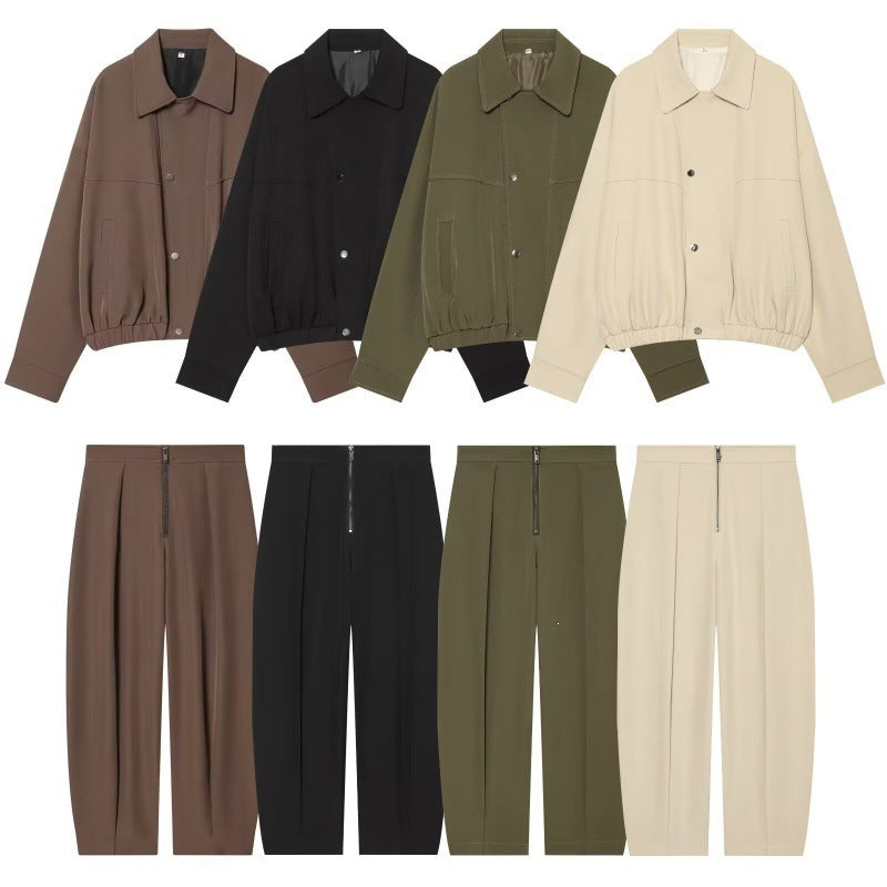 Women wide cropped pants with high waist, pleats and visible front zipper Mune Fashion