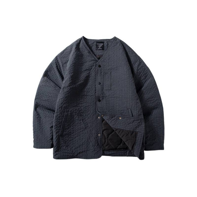 Men's quilted jacket without a collar with snap button closure and side insert pockets Mune Fashion