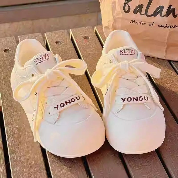 Women's Platform Sneakers with Modern Design and Cushioned Sole Mune Fashion