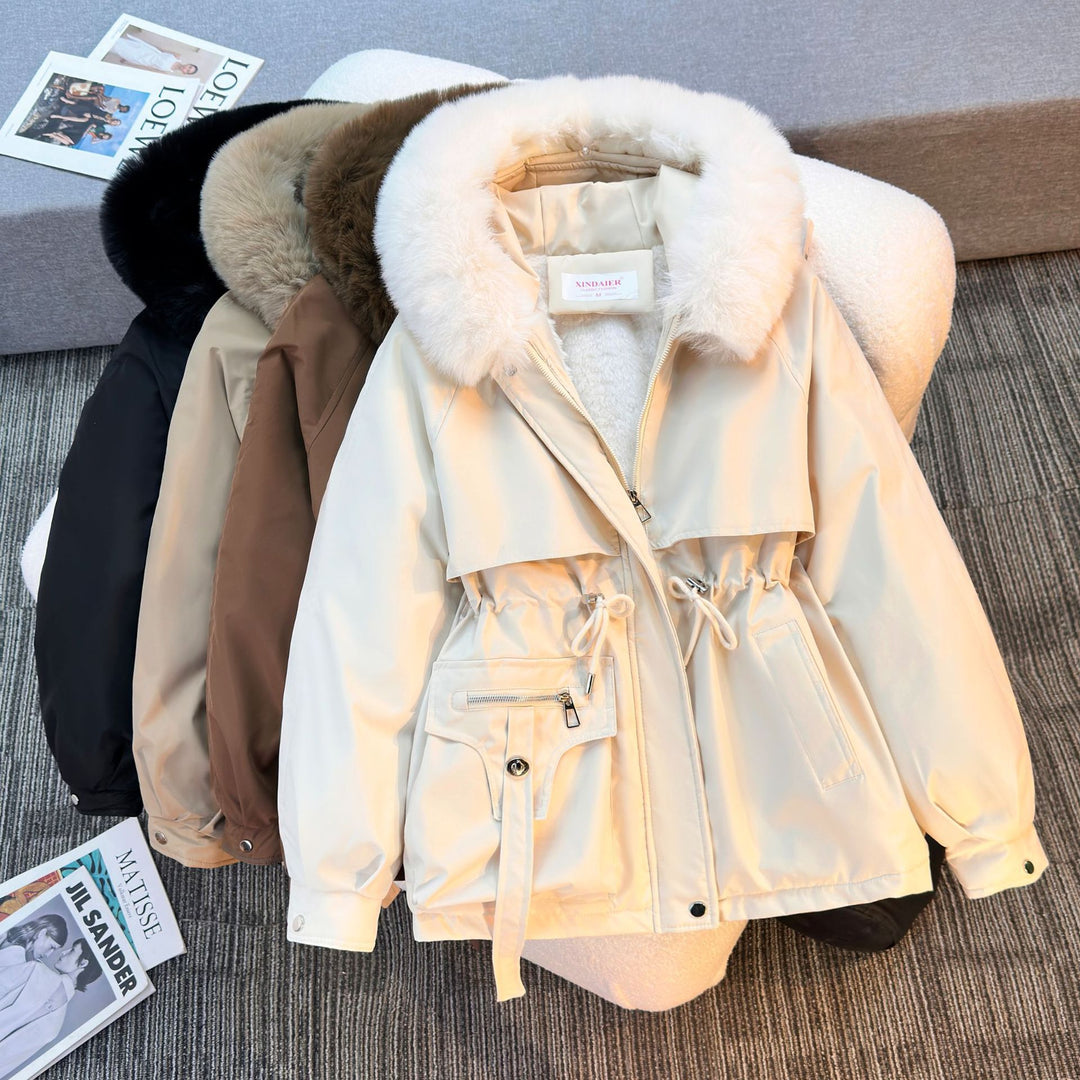 Women's short padded parka with faux fur collar, teddy lining, drawstring waist, and multifunctional pockets Mune Fashion