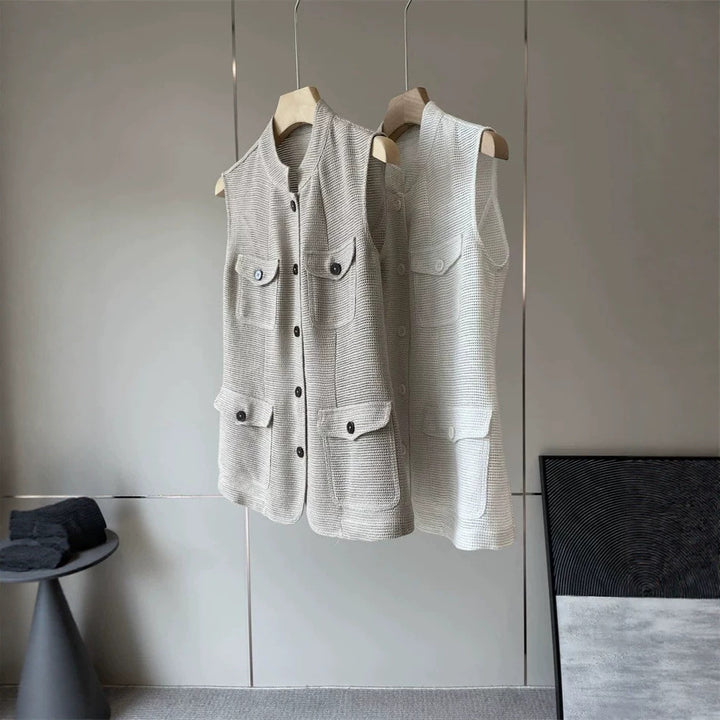 Ladies Fashionable Sleeveless Vest with Pockets Mune Fashion