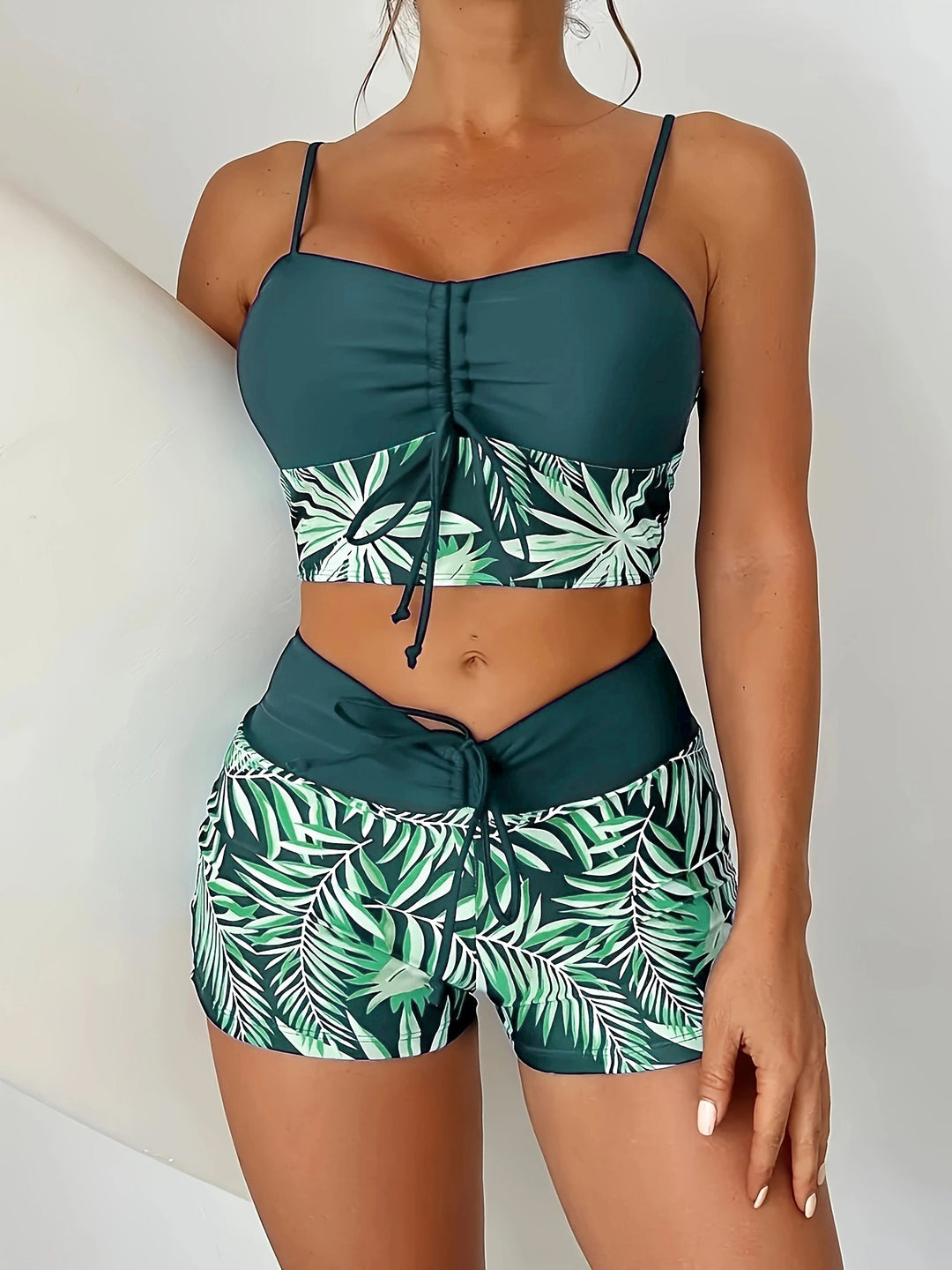 Women's Sporty Bikini Top with Shorts Mune Fashion