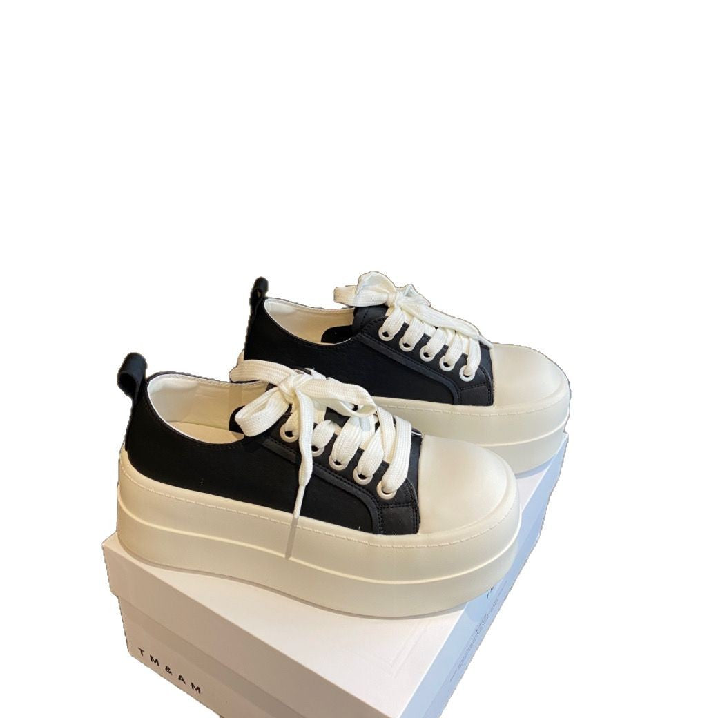Women’s platform sneaker with robust rubber sole and comfortable cushioning Mune Fashion
