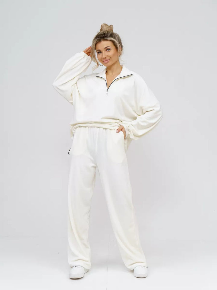 Women's velvety two-piece lounge set with hooded half-zip and elastic waistband pants Mune Fashion
