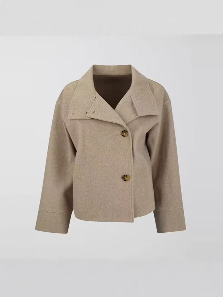 Ladies fashionable and comfortable jacket