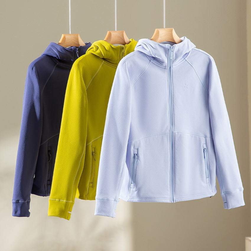 Women's Hooded Fleece Jacket with Full-Length Zip, Ergonomic Seams and Zipper Pockets Mune Fashion