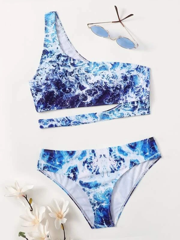 Women's sport bikini with asymmetric cut and trendy water motif Mune Fashion