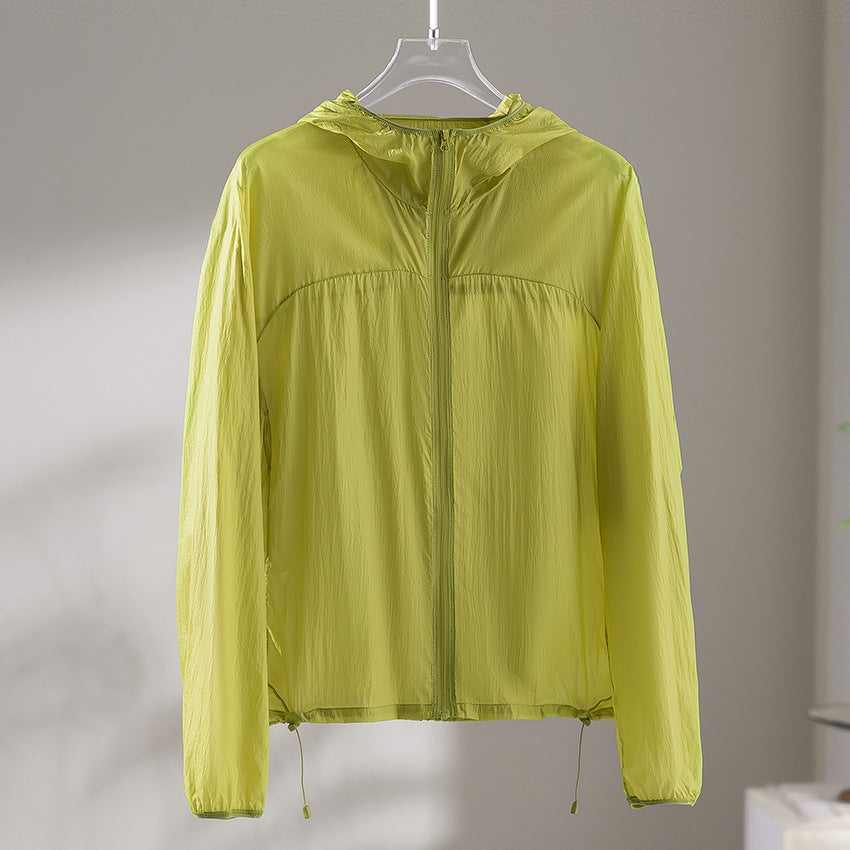 Women's Feather-Light Hooded Jacket Made of Microfibers with Drawstring Mune Fashion