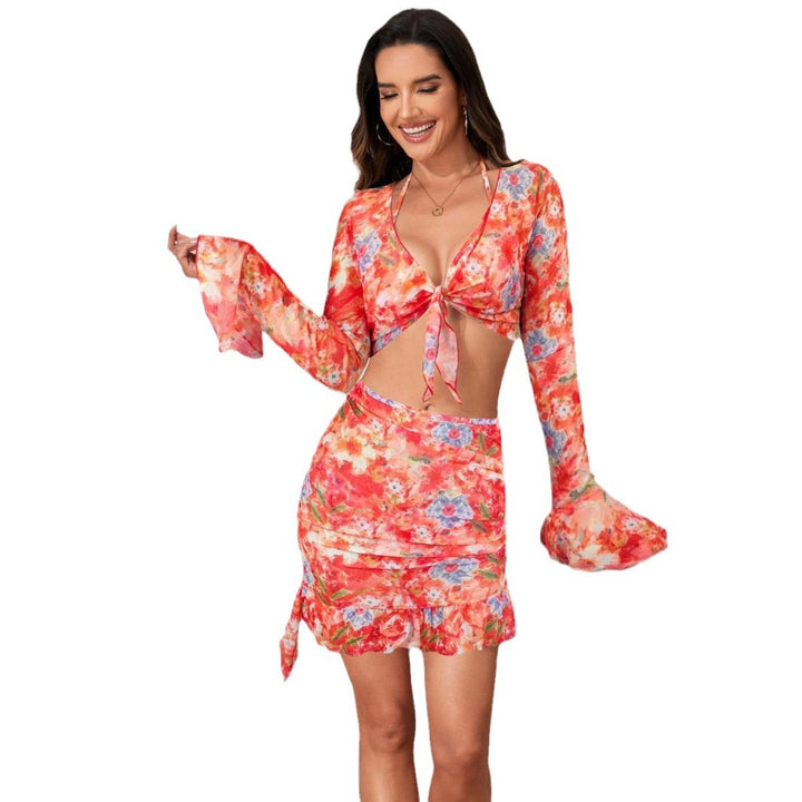 Women’s floral bathing set with long-sleeved top and playful skirt Mune Fashion