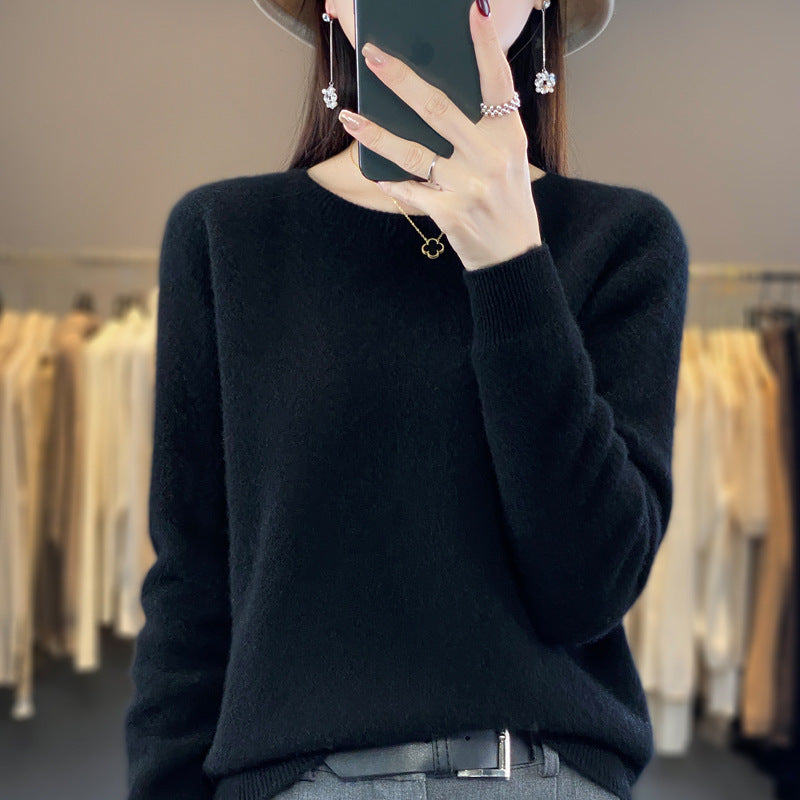 Women Cozy Midweight Round Neck Sweater made of Angora Blend with fine pile and narrow cuff Mune Fashion