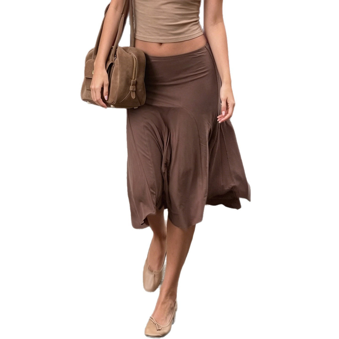 Women's midi skirt with flared panels and shaped seams Mune Fashion