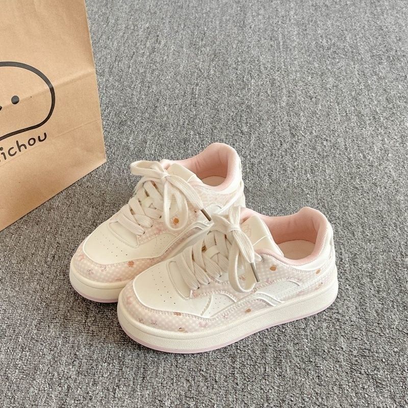 Women Trendy Casual Sneakers with Innovative Design and Comfortable Sole Mune Fashion
