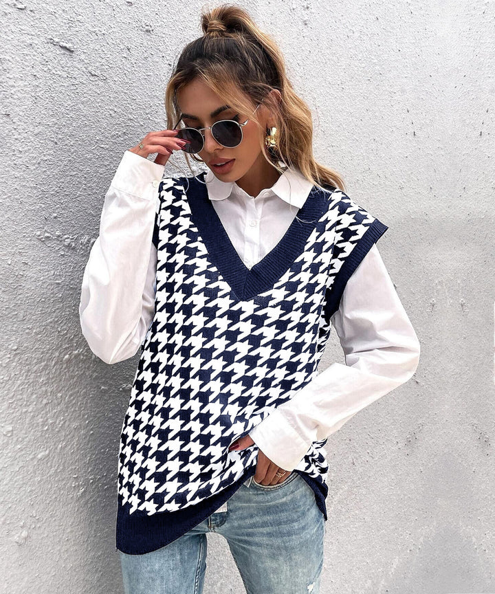 Women's Oversized Knitted Vest with Houndstooth Pattern and V-Neck Mune Fashion