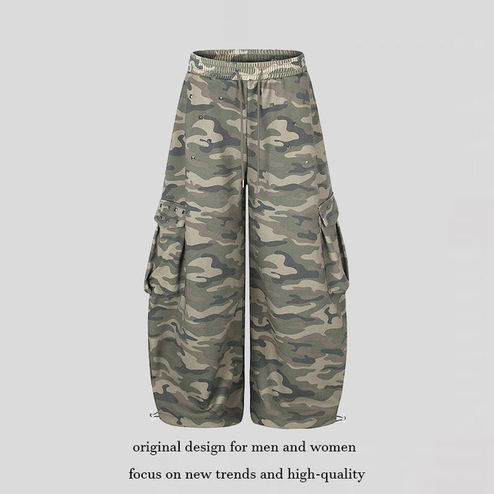 Women's Wide Cargo Pants in Camouflage Design with Elastic Waistband and Large Pockets Mune Fashion