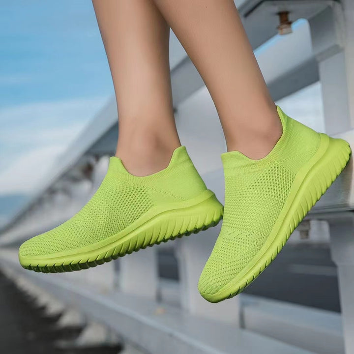 Unisex nan breathable knitted slip-on sneakers with ergonomic memory insole Mune Fashion