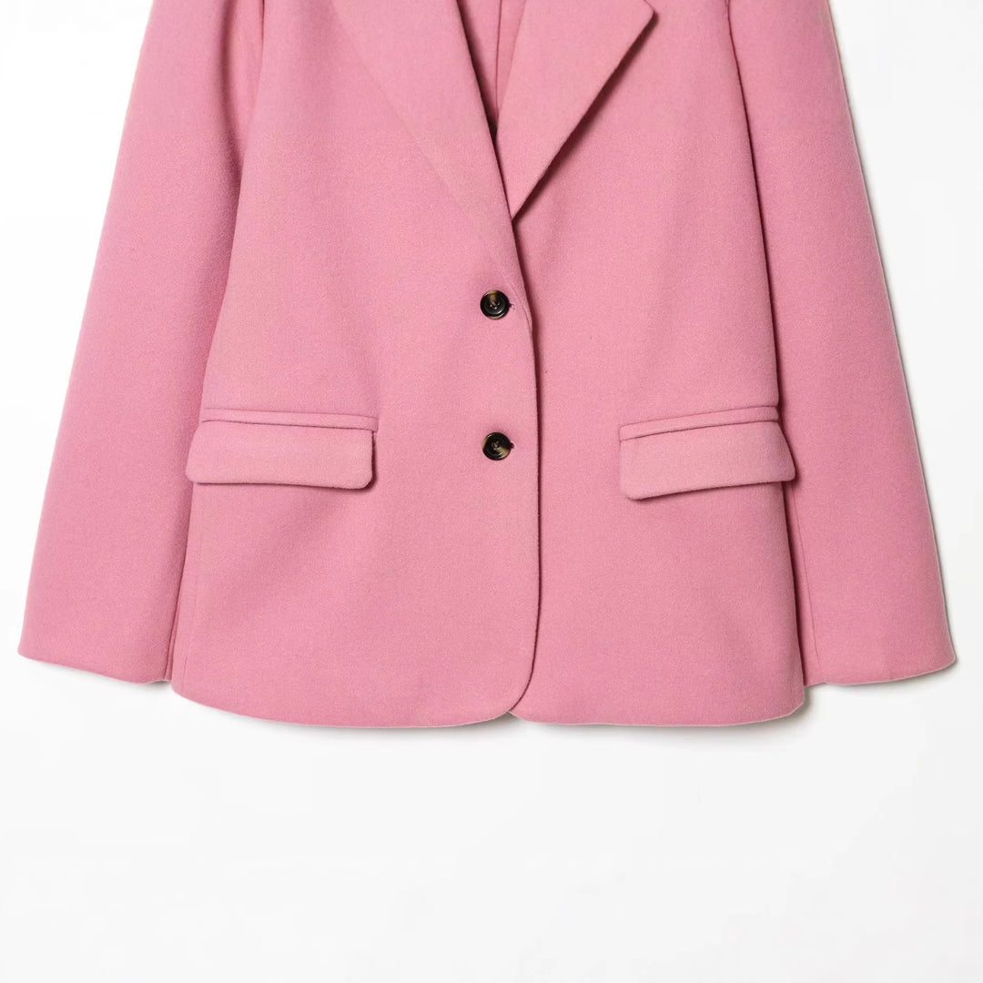 Women's tailored wool blazer with lapel collar and patch pockets Mune Fashion