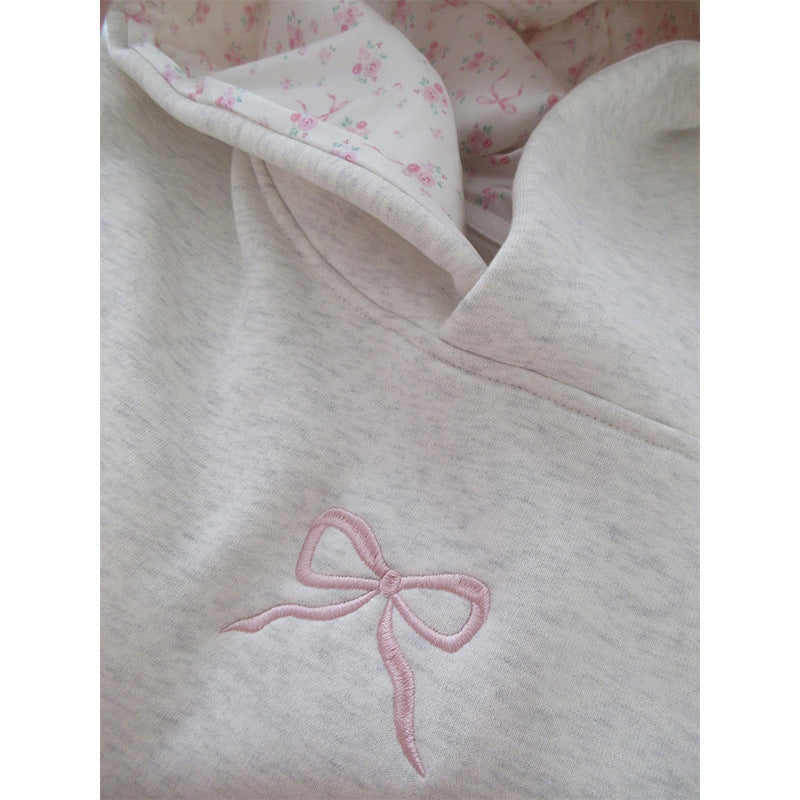 Women's Oversize Hoodie Sweatshirt with Delicate Embroidery on the Front and Embroidered Lettering on the Back Mune Fashion