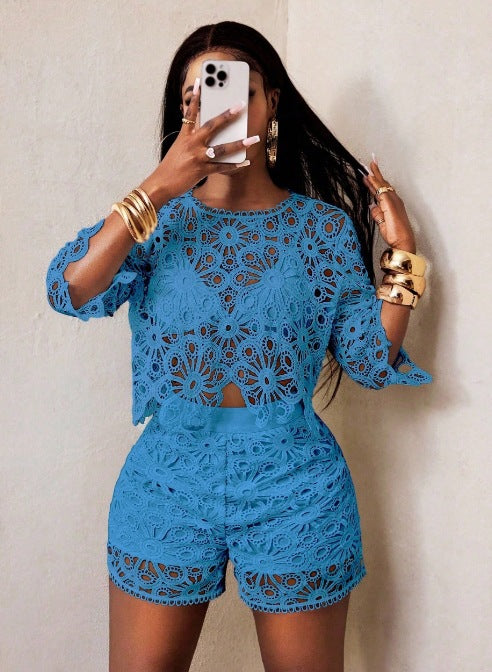 Women's crocheted two-piece set with crop top and high-waisted shorts Mune Fashion