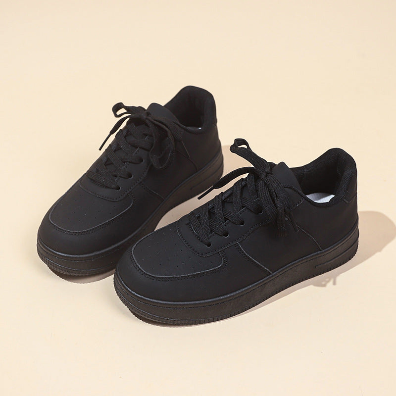 Women's Comfortable Sneakers in a minimalist design with cushioned sole Mune Fashion