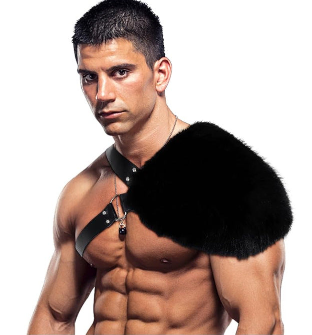Men's shoulder harness with removable faux fur shoulder pad and adjustable leather straps Mune Fashion