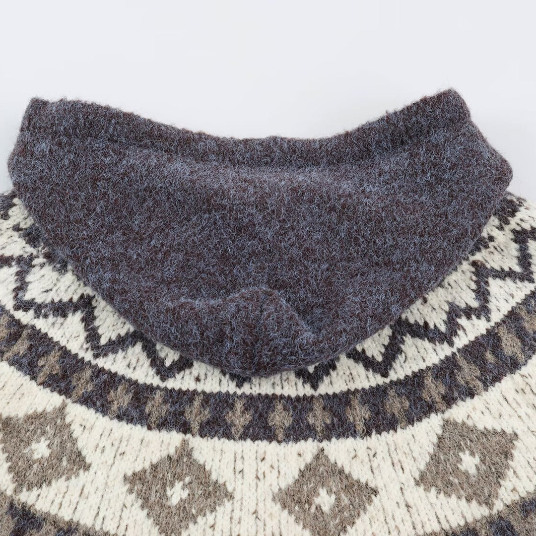 Ladies hooded cardigan in Norwegian style with toggle closures Mune Fashion