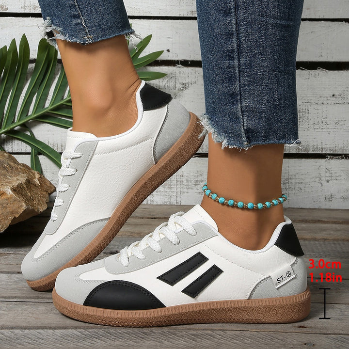 Women's Retro Sneaker with rubber sole, lightweight textile lining and comfort insole Mune Fashion