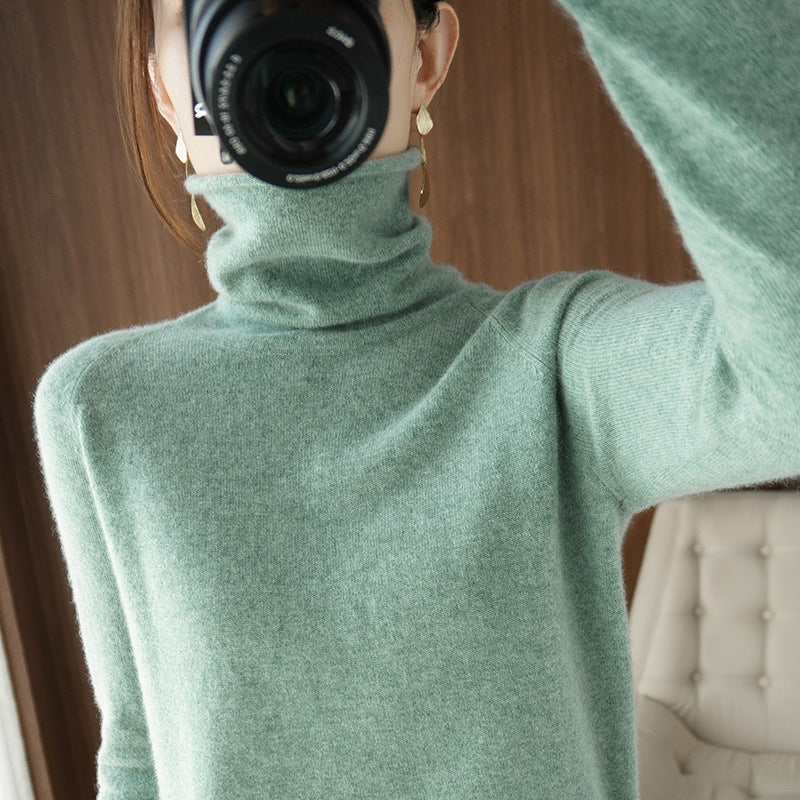Women's Soft Roll Neck Sweater in Cashmere-Look with Thumb Hole and Fitted Silhouette Mune Fashion