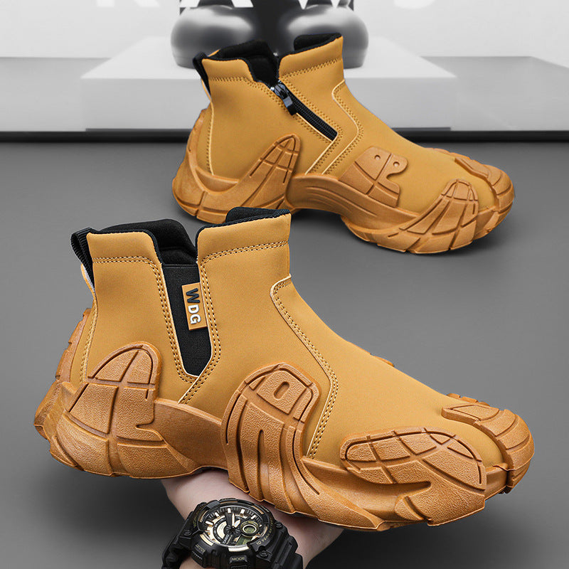 Men's robust technical Chelsea boots with neoprene-like shaft, side zipper and profiled off-road outsole Mune Fashion