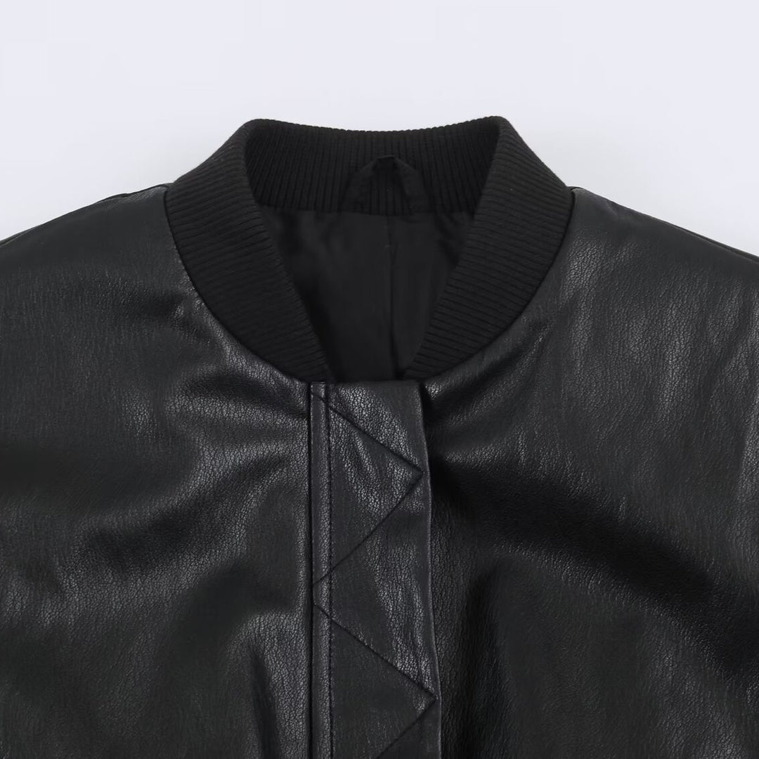 Women's bomber jacket in leather look with hidden flap, figure-hugging ribbed waistband and slanted flap pockets Mune Fashion