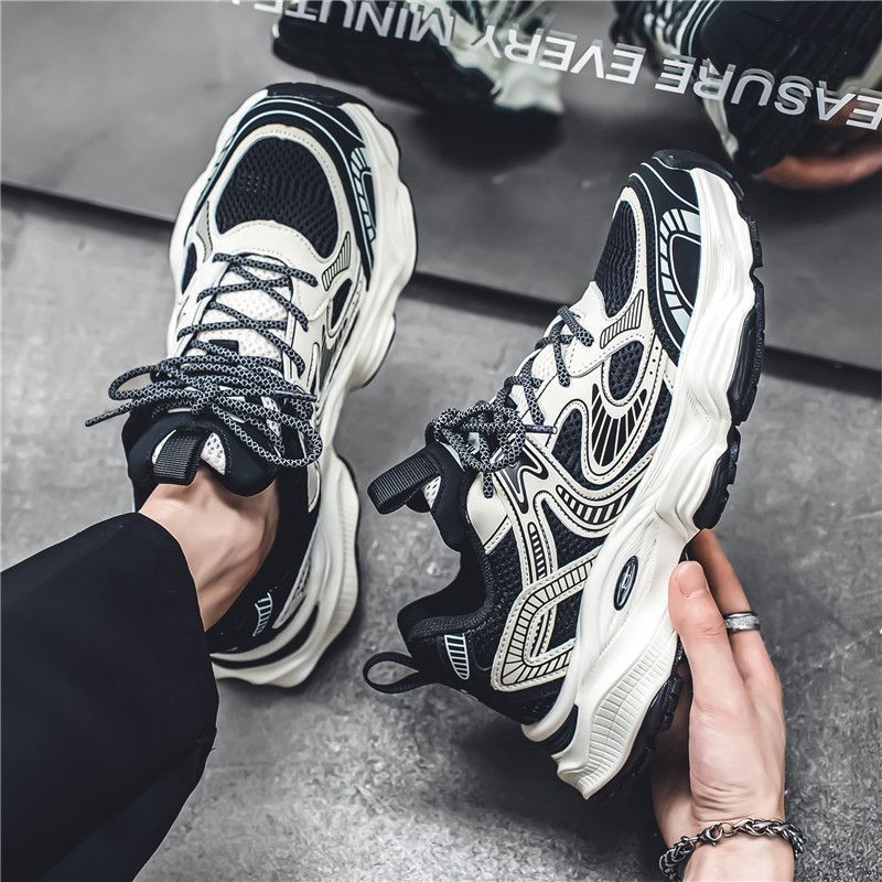 Women's sneaker with breathable mesh upper and innovative cushioning technology Mune Fashion