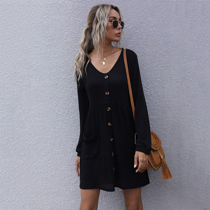 Women's Knitted Short Dress with V-Neck, Button Placket and Side Pockets Mune Fashion