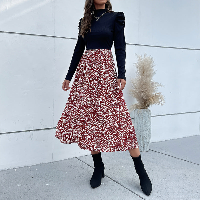 Women's A-Line Midi Skirt with High Waist, Flowing Silhouette and Abstract Print Mune Fashion
