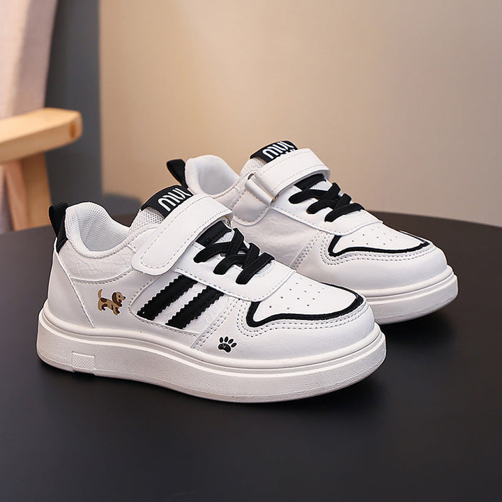 Ladies sneaker with practical Velcro closure and cute animal motif Mune Fashion