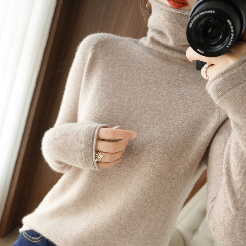 Women's Soft Roll Neck Sweater in Cashmere-Look with Thumb Hole and Fitted Silhouette Mune Fashion
